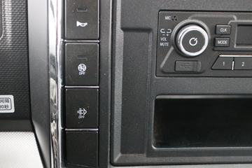 ���� ������D8 ���ܰ� 165���� 4X2 5.8���Ű������ػ���(����)(EQ1120S8CDE)ͼƬ