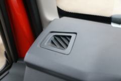 东风 多利卡D8 锐能版 165马力 4X2 5.8米排半栏板载货车(国六)(EQ1120S8CDE) 东风 多利卡D8 锐能版 165马力 4X2 5.8米排半栏板载货车(国六)(EQ1120S8CDE)