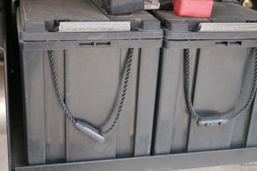 ���� ������D8 ���ܰ� 165���� 4X2 5.8���Ű������ػ���(����)(EQ1120S8CDE)ͼƬ