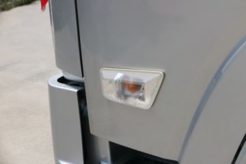 �����Ῠ ����K3000 ���ذ� 160���� 4.18�׵�����ʽ�Ῠ(YTQ5041XXYKJ331)ͼƬ