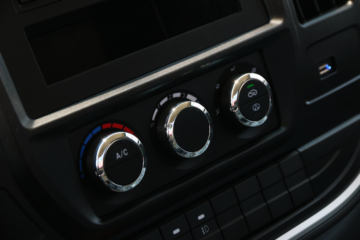 �����Ῠ ����K3000 ���ذ� 160���� 4.18�׵�����ʽ�Ῠ(YTQ5041XXYKJ331)ͼƬ