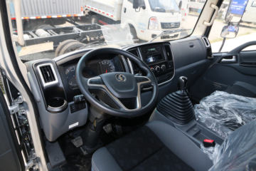 �����Ῠ ����K3000 ���ذ� 160���� 4.18�׵�����ʽ�Ῠ(YTQ5041XXYKJ331)ͼƬ