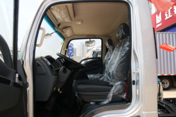 �����Ῠ ����K3000 ���ذ� 160���� 4.18�׵�����ʽ�Ῠ(YTQ5041XXYKJ331)ͼƬ