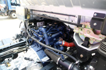 �����Ῠ ����K3000 ���ذ� 160���� 4.18�׵�����ʽ�Ῠ(YTQ5041XXYKJ331)ͼƬ