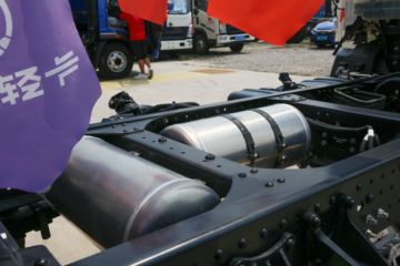 �����Ῠ ����K3000 ���ذ� 160���� 4.18�׵�����ʽ�Ῠ(YTQ5041XXYKJ331)ͼƬ