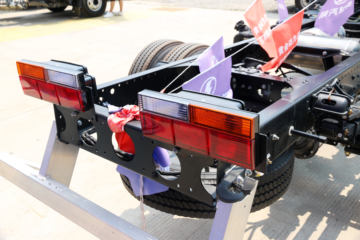 �����Ῠ ����K3000 ���ذ� 160���� 4.18�׵�����ʽ�Ῠ(YTQ5041XXYKJ331)ͼƬ