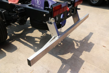 �����Ῠ ����K3000 ���ذ� 160���� 4.18�׵�����ʽ�Ῠ(YTQ5041XXYKJ331)ͼƬ