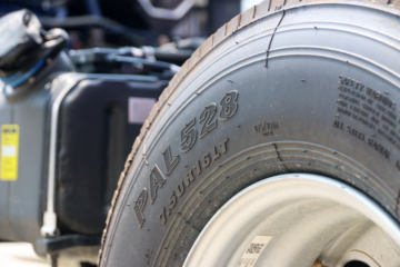 �����Ῠ ����K3000 ���ذ� 160���� 4.18�׵�����ʽ�Ῠ(YTQ5041XXYKJ331)ͼƬ