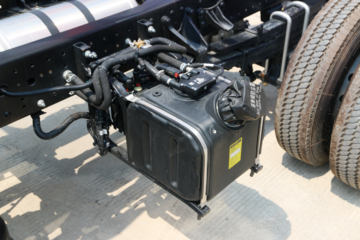 �����Ῠ ����K3000 ���ذ� 160���� 4.18�׵�����ʽ�Ῠ(YTQ5041XXYKJ331)ͼƬ