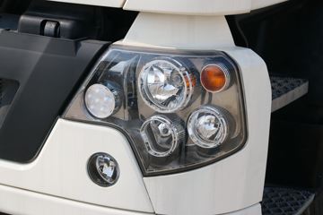 й HOWO TX 250 4X2 9.52ʽػ()(8)(ZZ5187XXYN711GF1L)ͼƬ