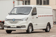 东风股份 御风EM26 3T 4.865米纯电动厢式运输车(续航220km)41.932kWh
