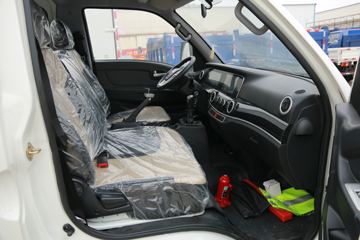 �������� ��X1 2.0L 133���� ���� 4X2 4�׵�������΢��ͼƬ