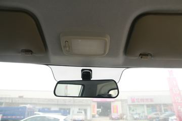 �������� ��X1 2.0L 133���� ���� 4X2 4�׵�������΢��ͼƬ