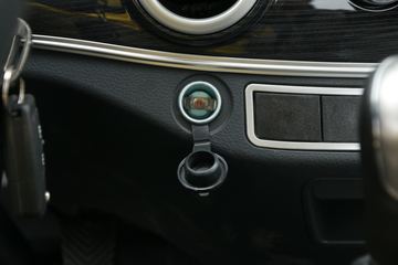 �������� ��X1 2.0L 133���� ���� 4X2 4�׵�������΢��ͼƬ