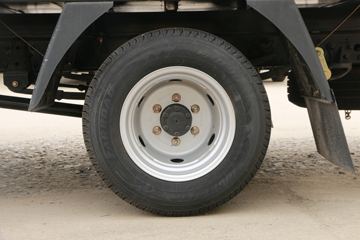 �������� ��X1 2.0L 133���� ���� 4X2 4�׵�������΢��ͼƬ