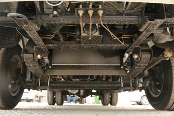 �������� ��X1 2.0L 133���� ���� 4X2 4�׵�������΢��ͼƬ