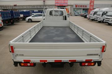 �������� ��X1 2.0L 133���� ���� 4X2 4�׵�������΢��ͼƬ