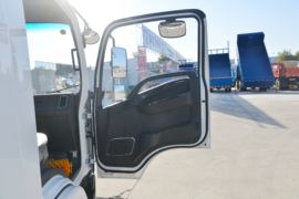 欧铃S3&nbsp;载货车驾驶室                                               图片