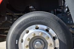 中国重汽 豪沃N5W中卡 220马力 4X2 6.7米栏板载货车(国六)(ZZ1187K511JF1)