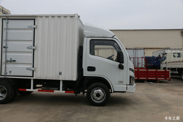 上汽轻卡无锡直营店 年中钜惠火爆进行中