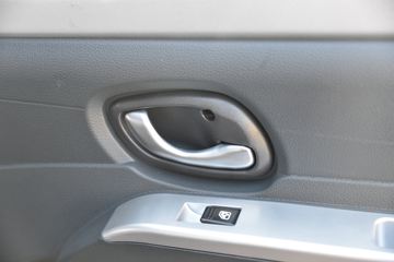 ����;�� T3(ԭС����W) 1.6L 123���� 3.05��˫������С��(����)(EQ1031D60Q6)ͼƬ