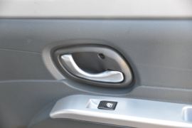 T3&nbsp;载货车驾驶室                                               图片