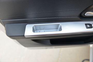 ����;�� T3(ԭС����W) 1.6L 123���� 3.05��˫������С��(����)(EQ1031D60Q6)ͼƬ