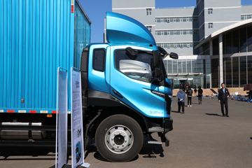 �ɵ� W7 220���� 5.2���Ű���ʽ�ػ���(����)ͼƬ