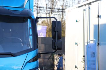 �ɵ� W7 220���� 5.2���Ű���ʽ�ػ���(����)ͼƬ