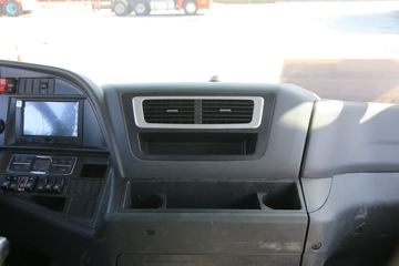 �й����� �ǵ¿�SITRAK G5�ؿ� 290���� 4X2 9.6����ʽ�ػ���(����)ͼƬ