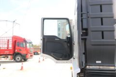 中国重汽 汕德卡SITRAK G5重卡 290马力 4X2 9.6米厢式载货车(国六)