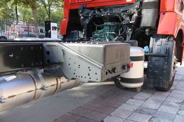 �ൺ��� ��VH 250���� 4X2 6.75�ײ�դʽ�ػ���(����)(��ʿ��10��)(CA5180CCYPK2L2E6A80)ͼƬ