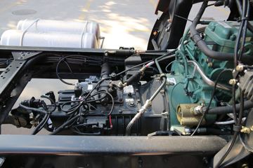 �ൺ��� ��VH 250���� 4X2 6.75�ײ�դʽ�ػ���(����)(��ʿ��10��)(CA5180CCYPK2L2E6A80)ͼƬ