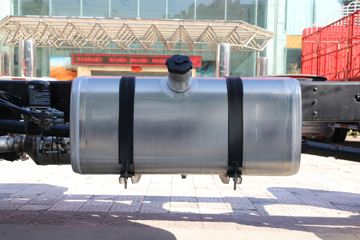 �ൺ��� ��VH 250���� 4X2 6.75�ײ�դʽ�ػ���(����)(��ʿ��10��)(CA5180CCYPK2L2E6A80)ͼƬ