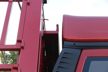 һ����� J6L�п� ������ ��ͨ 260���� 4X2 6.75�ײ�դʽ�ػ���(����)(CA5180CCYP62K1L4A2E6)ͼƬ