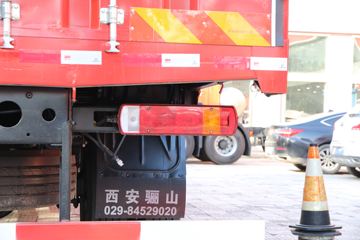 һ����� J6L�п� ������ ��ͨ 260���� 4X2 6.75�ײ�դʽ�ػ���(����)(CA5180CCYP62K1L4A2E6)ͼƬ