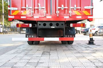 һ����� J6L�п� ������ ��ͨ 260���� 4X2 6.75�ײ�դʽ�ػ���(����)(CA5180CCYP62K1L4A2E6)ͼƬ