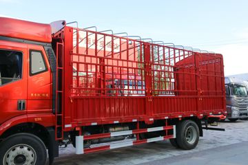 һ����� J6L�п� ������ ��ͨ 260���� 4X2 6.75�ײ�դʽ�ػ���(����)(CA5180CCYP62K1L4A2E6)ͼƬ