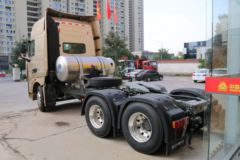中国重汽 HOWO TH7重卡 480马力 6X4 AMT自动挡LNG牵引车(国六)(ZZ4257V384HF1LB)