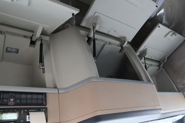 �й����� HOWO TH7�ؿ� 480���� 6X4 AMT�Զ���LNGǣ����(����)(ZZ4257V384HF1LB)ͼƬ