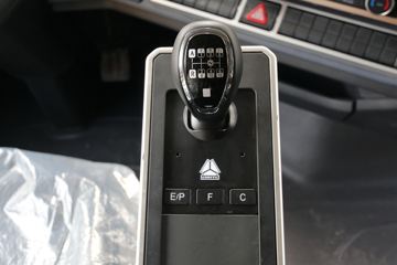 �й����� HOWO TH7�ؿ� 480���� 6X4 AMT�Զ���LNGǣ����(����)(ZZ4257V384HF1LB)ͼƬ