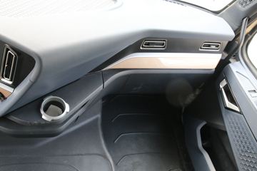 �й����� HOWO TH7�ؿ� 480���� 6X4 AMT�Զ���LNGǣ����(����)(ZZ4257V384HF1LB)ͼƬ