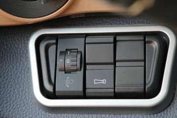 �й����� HOWO TH7�ؿ� 480���� 6X4 AMT�Զ���LNGǣ����(����)(ZZ4257V384HF1LB)ͼƬ