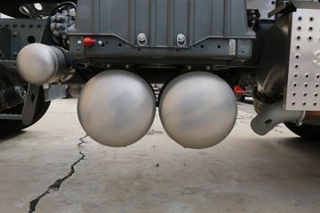 �й����� HOWO TH7�ؿ� 480���� 6X4 AMT�Զ���LNGǣ����(����)(ZZ4257V384HF1LB)ͼƬ