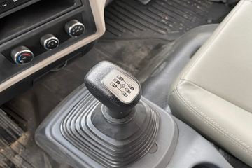 йHOWO ͳ˧ 190 5.2Űդʽػ()(ZZ5107CCYH4215F1)ͼƬ
