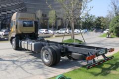 福田 奥铃大黄蜂 Home版 240马力 6.8米厢式载货车(国六)(BJ5186XXYLPFK-AD1)
