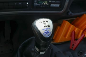 ���� �����Ʒ� Home�� 240���� 6.8����ʽ�ػ���(����)ͼƬ