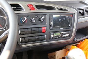 ���� �����Ʒ� Home�� 240���� 6.8����ʽ�ػ���(����)ͼƬ