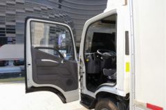 福田 奥铃速运 北极熊 131马力 4X2 4.085米冷藏车(国六)(XYT5042XLCBJ3) 福田 奥铃速运 北极熊 131马力 4X2 4.085米冷藏车(国六)(XYT5042XLCBJ3)