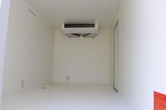 福田 奥铃速运 北极熊 131马力 4X2 4.085米冷藏车(国六)(XYT5042XLCBJ3) 福田 奥铃速运 北极熊 131马力 4X2 4.085米冷藏车(国六)(XYT5042XLCBJ3)